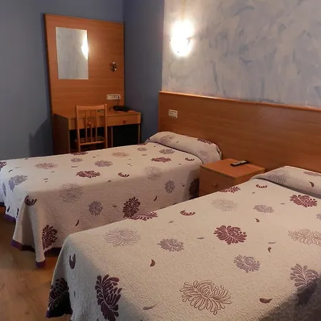 Отель Dona Maria Хихон