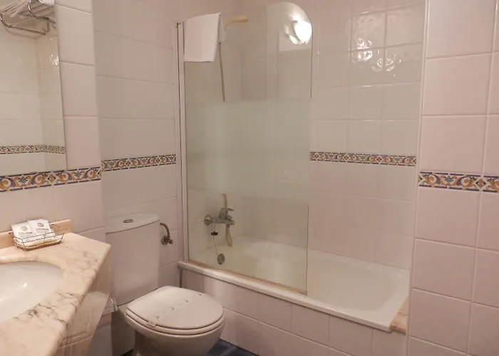 Dona Maria 2* Gijón