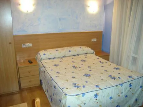 Dona Maria 2* Gijón